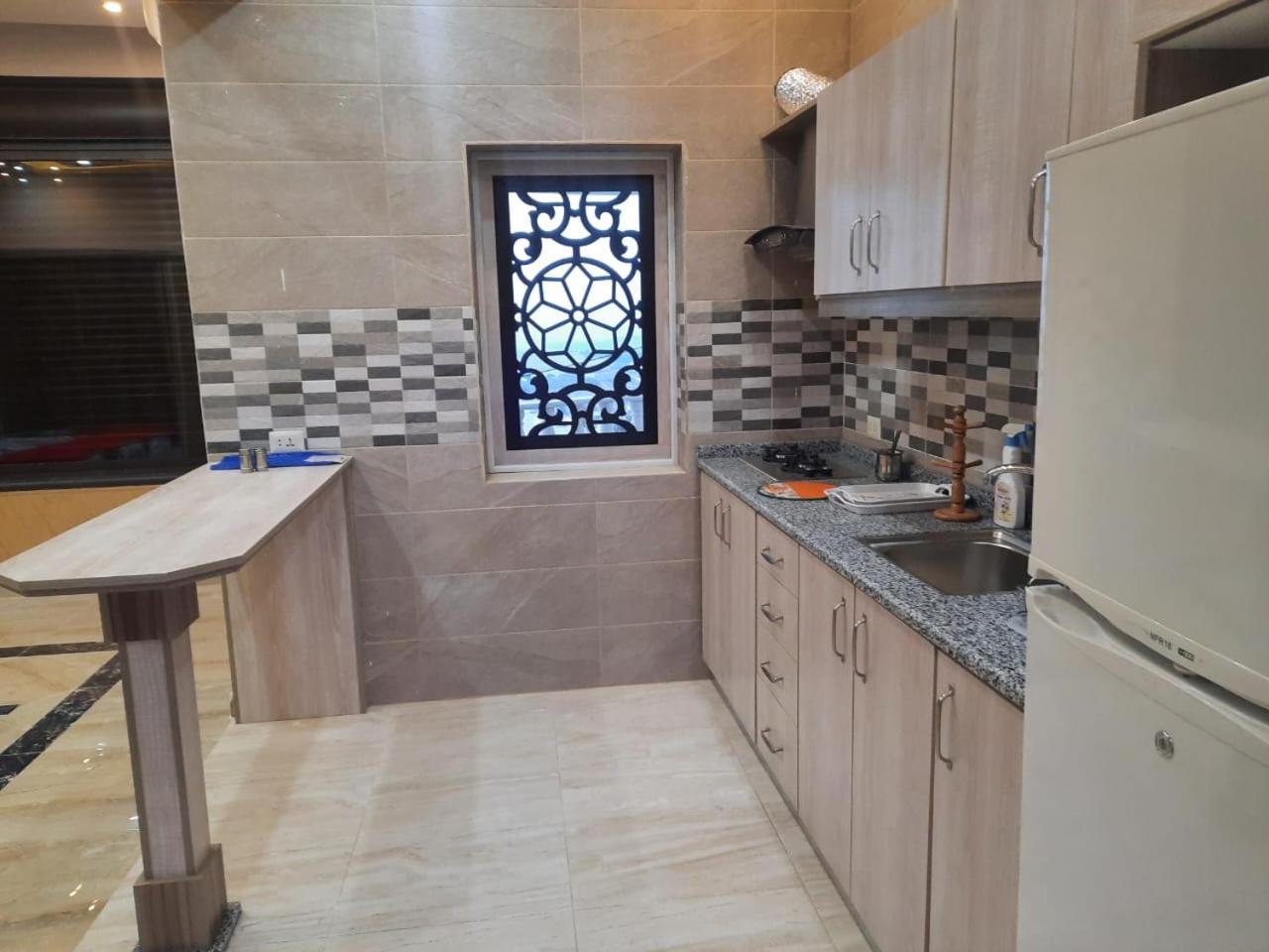 Lotus Housing For Furnished Apartments Ceraş Oda fotoğraf